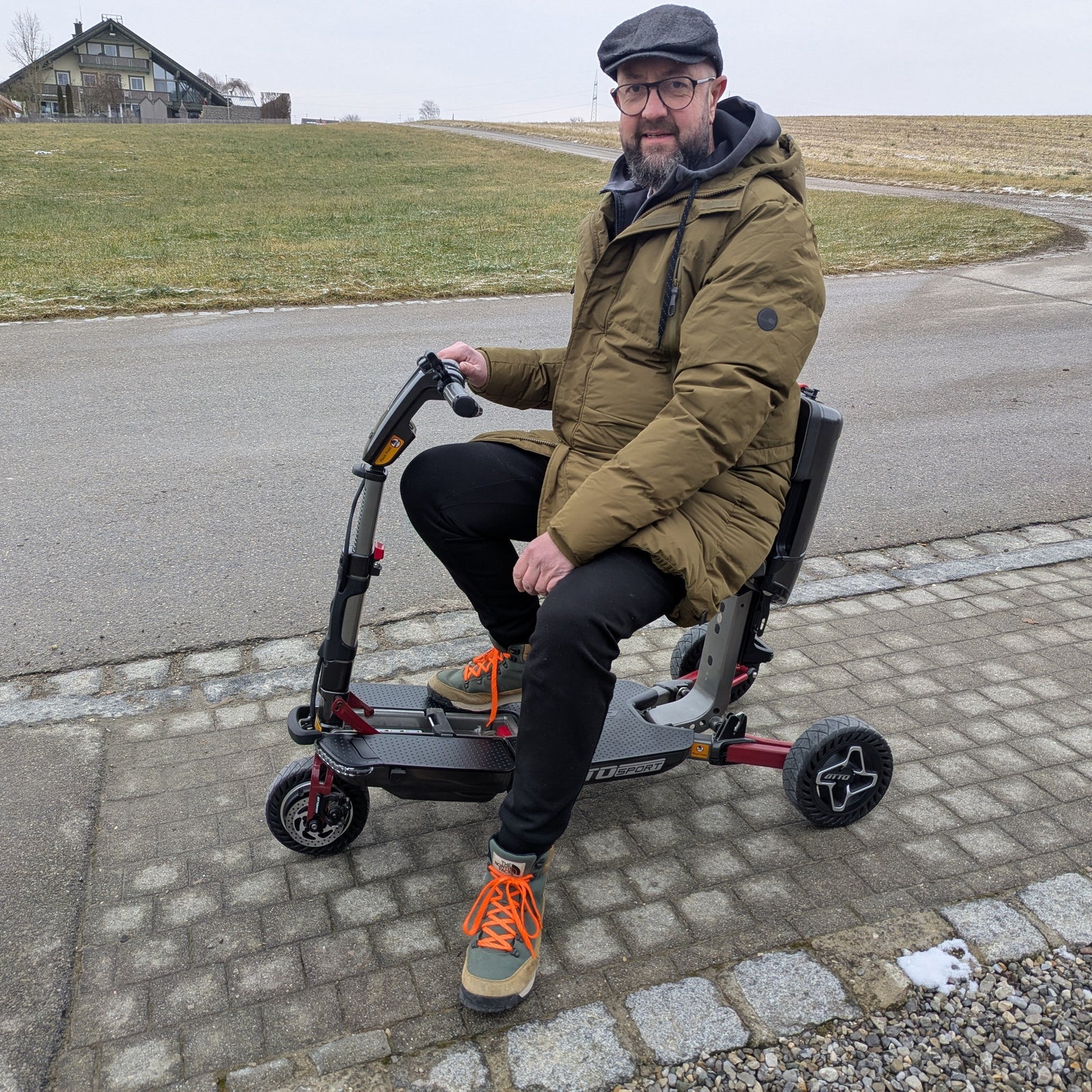 How the ATTO Mobility Scooter Transformed My Travels – A Customer Story